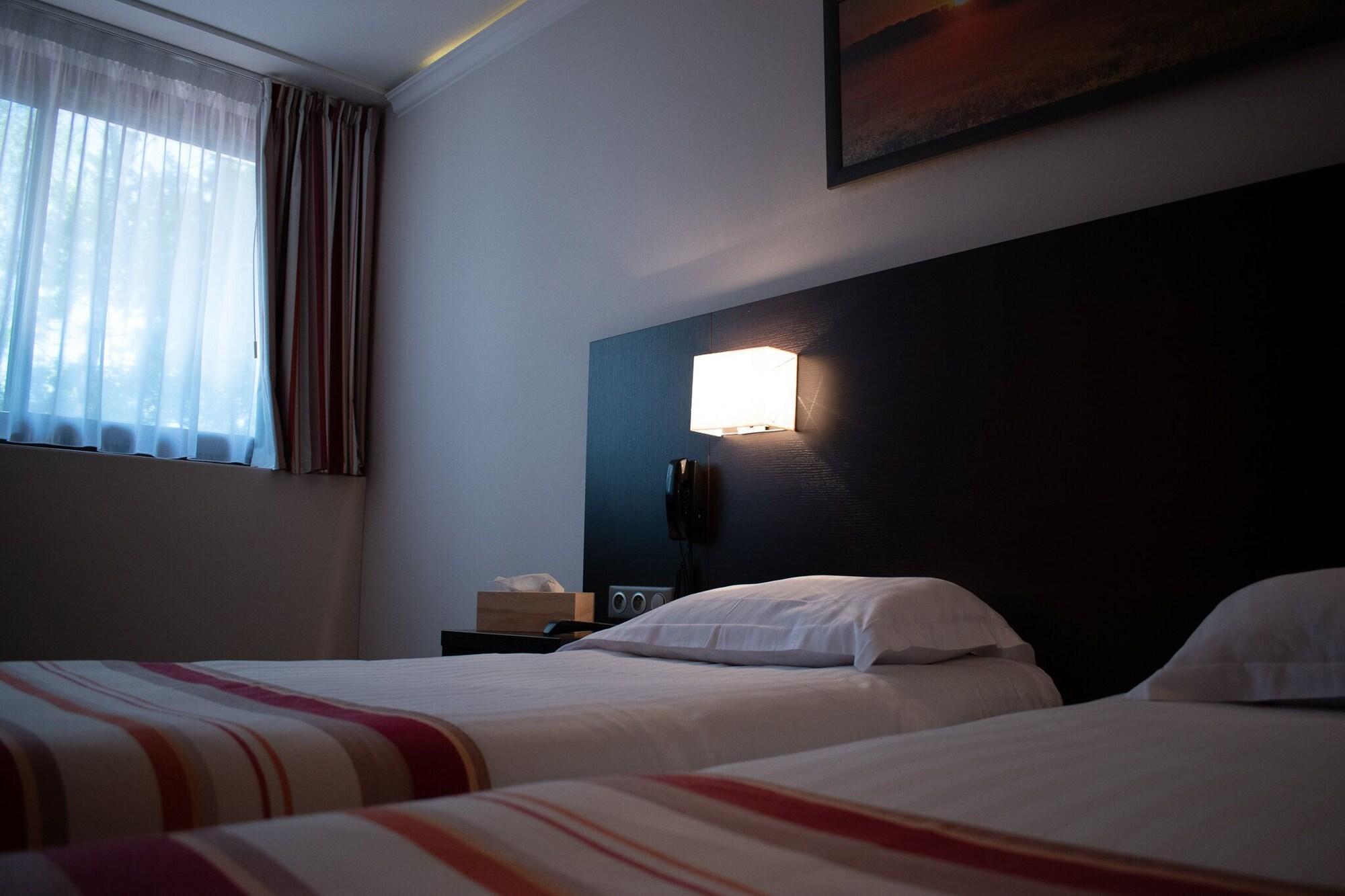 Contact Hotel Be Guest Limoges Sud Экстерьер фото