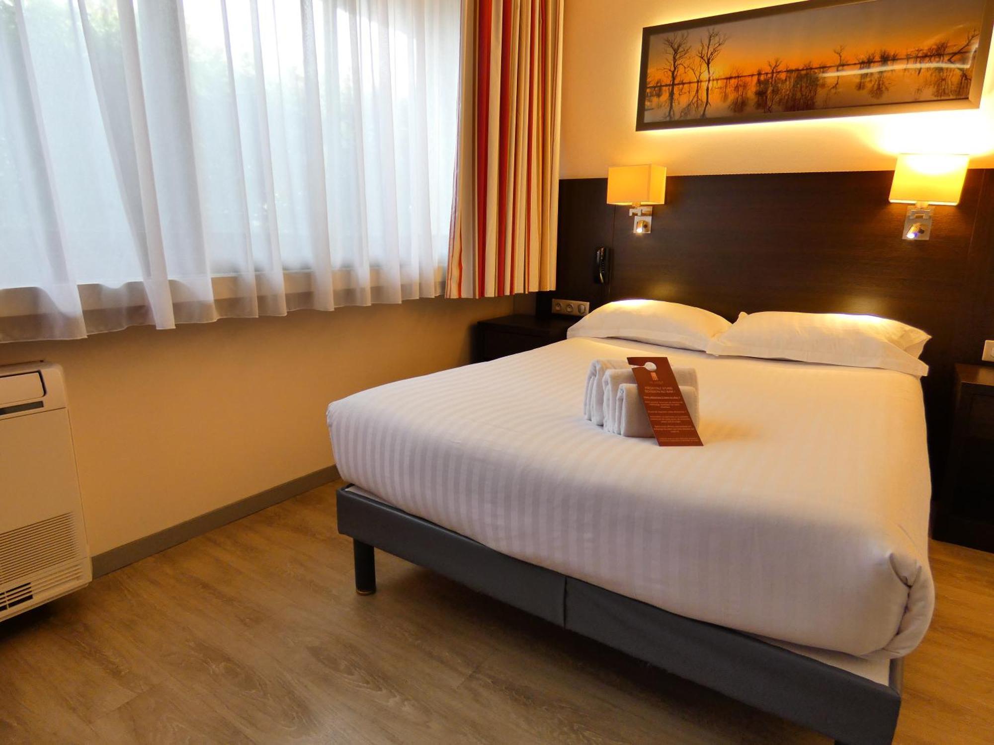 Contact Hotel Be Guest Limoges Sud Экстерьер фото